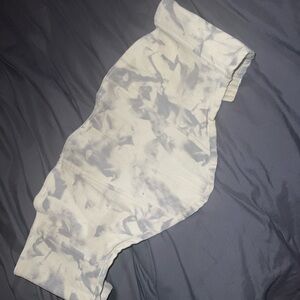 White & grey marble corset